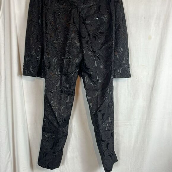 Black on Black Two Piece Floral Suit - Picture 13 of 15
